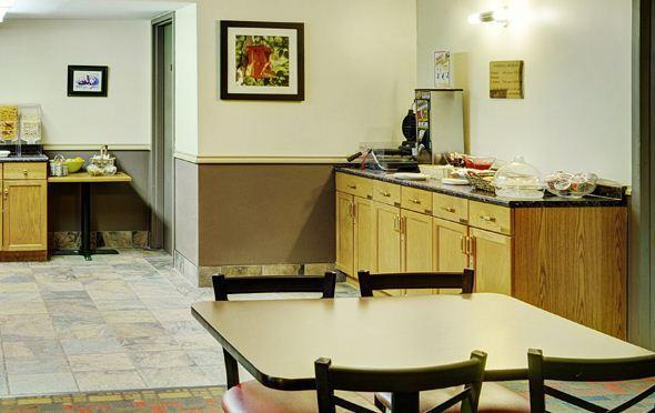 Thompson'S Best Value Inn & Suites Eksteriør billede